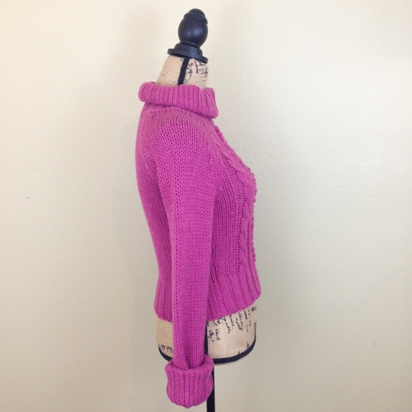 Pink Express Sweater - Picture 4 of 7